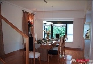 t01e1738824e1737a05.jpg